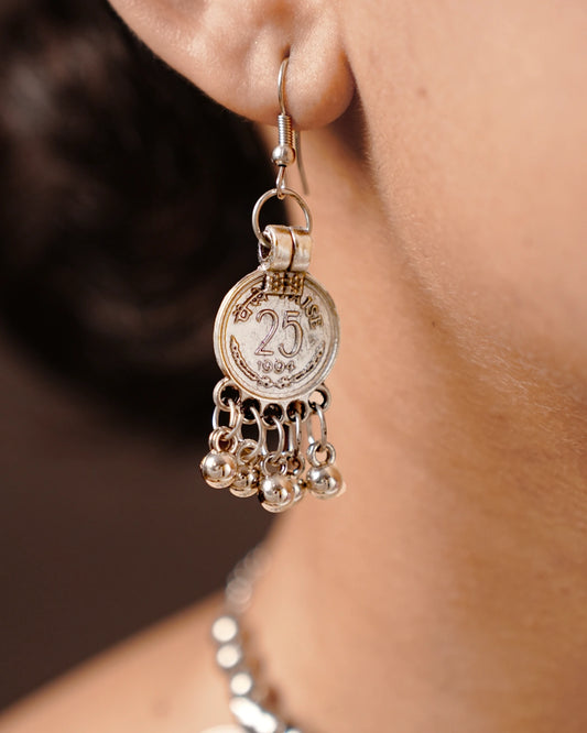 Sakhi Haar 3-Piece Set- 1 Necklace + 2 Earrings - Samriddhi