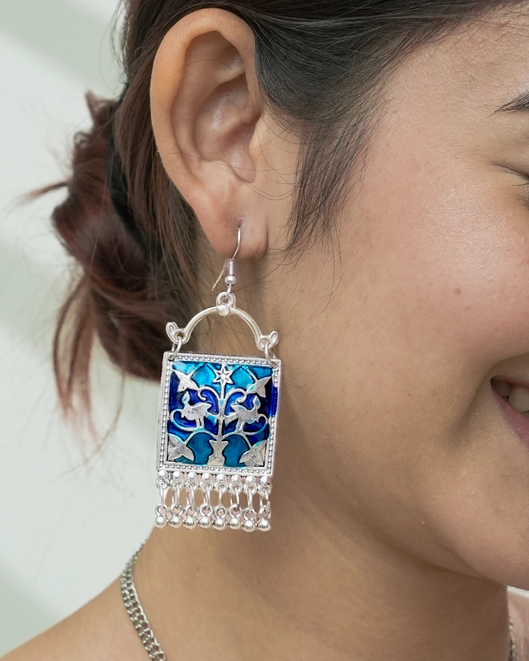 Sakhi Haar 3-Piece Set- 1 Necklace + 2 Earrings - Saanjh